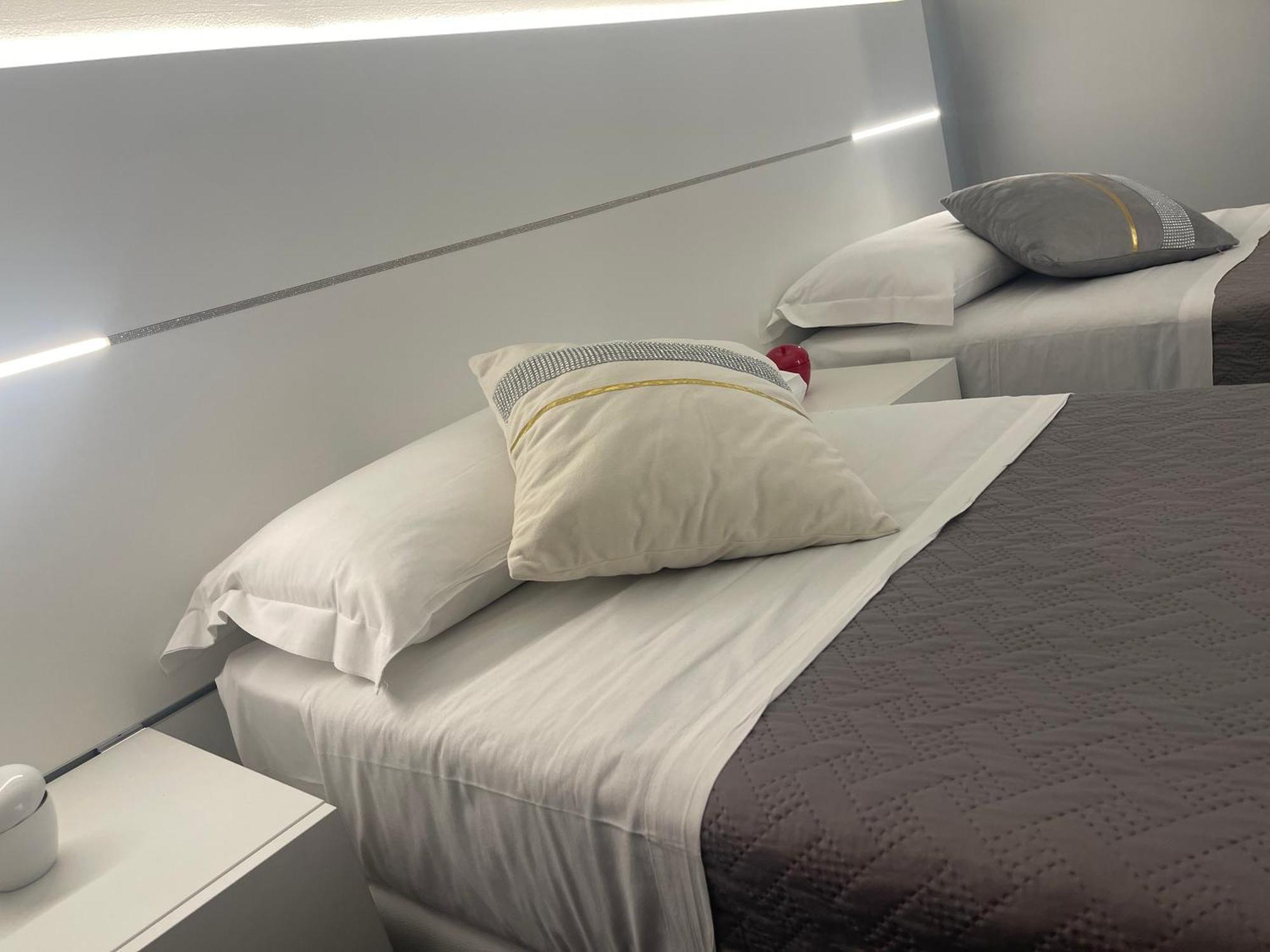 Hotel Scarlet Rimini Esterno foto