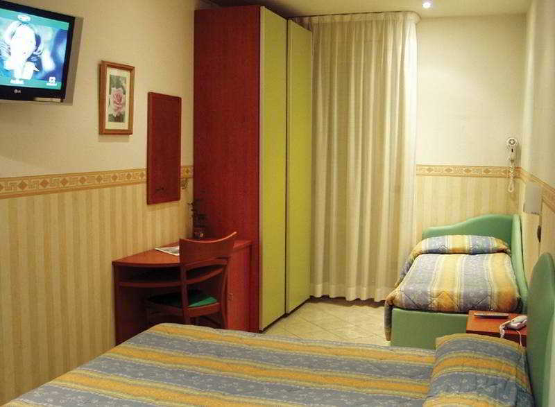 Hotel Scarlet Rimini Esterno foto